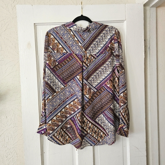 Rose + Olive Women’s Long Sleeve Button-Up Blouse Size Large, Multicolor - Picture 3 of 7